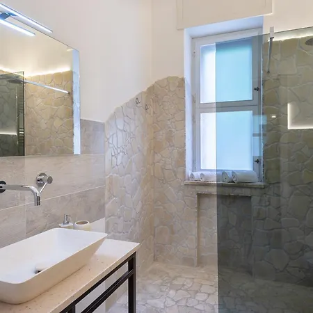 Domus Salento & Con Parcheggio Privato In Loco