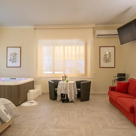 Bed and Breakfast Domus Salento & Con Parcheggio Privato In Loco