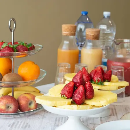 Domus Salento & Con Parcheggio Privato In Loco Bed and Breakfast Λέτσε